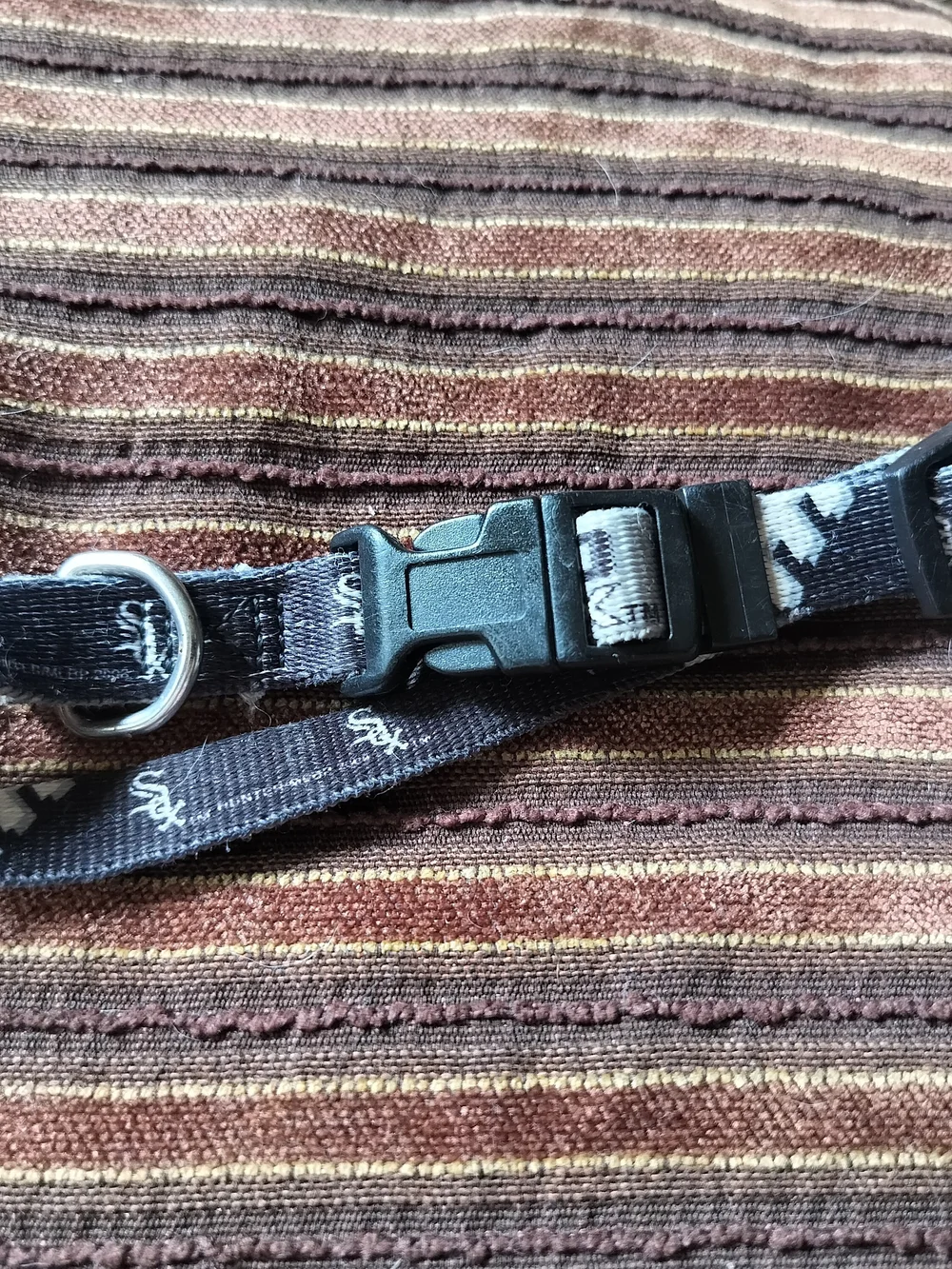 Chicago White Sox Half Inch Dog/Cat Collar  Black/Gray For 12 -14 Neck